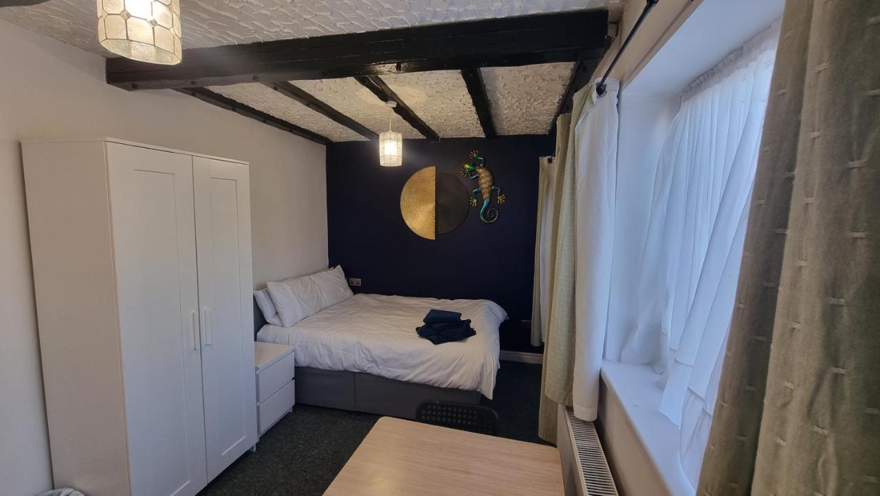 En Suite Room With Kitchen Facilities Nottingham Exteriör bild