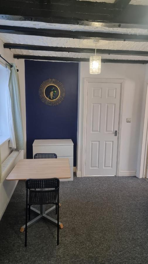 En Suite Room With Kitchen Facilities Nottingham Exteriör bild